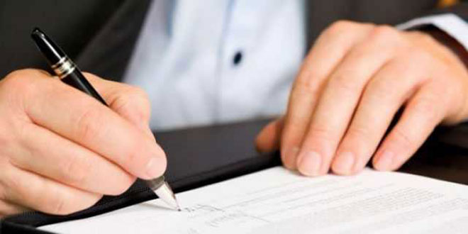 assinando-documento