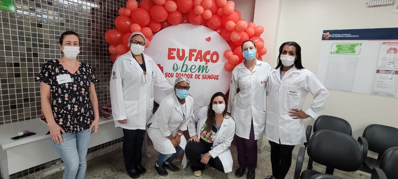 equipe do hemoes na campanha do heue