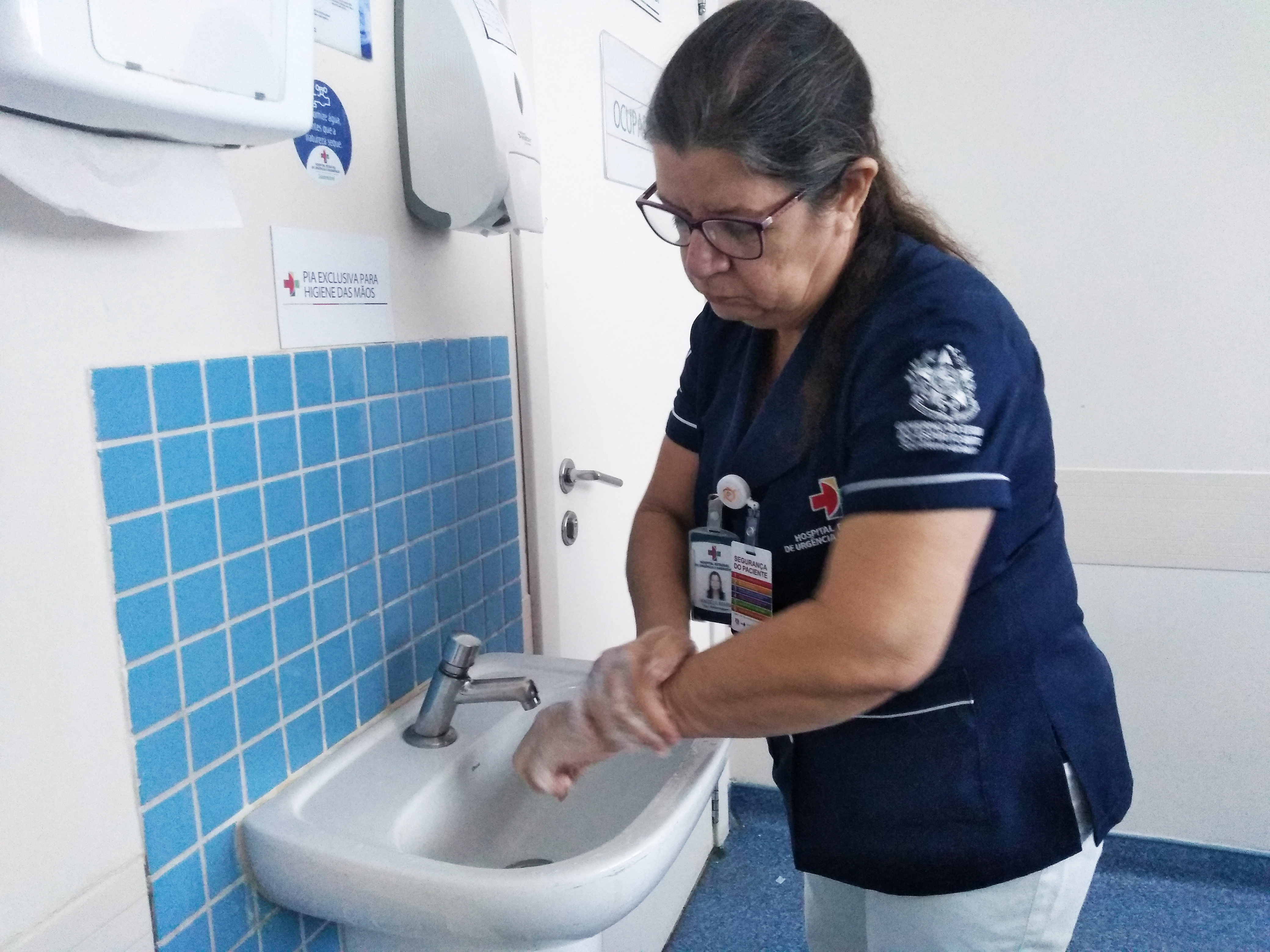 -HEUE_Angela Higienização das Mãos (002)