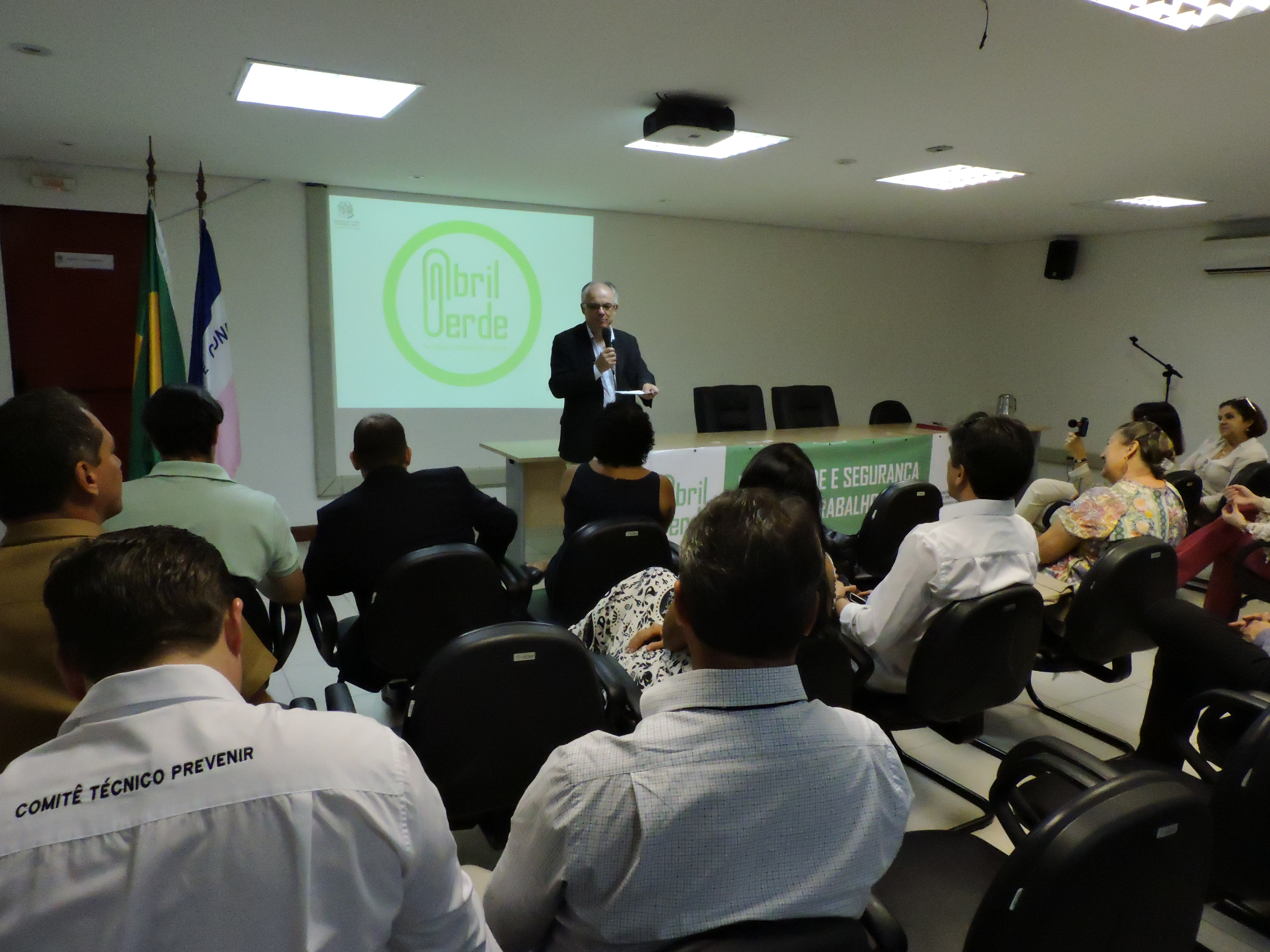 Secretário da Saúde diz que atuação em conjunto é o caminho para vencer acidentes de trabalho
