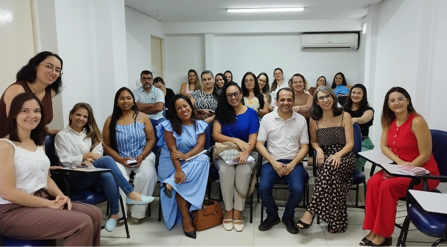 Capa 1° Oficina de Sensibilização em Cuidados Paliativos para APS - Região Central
