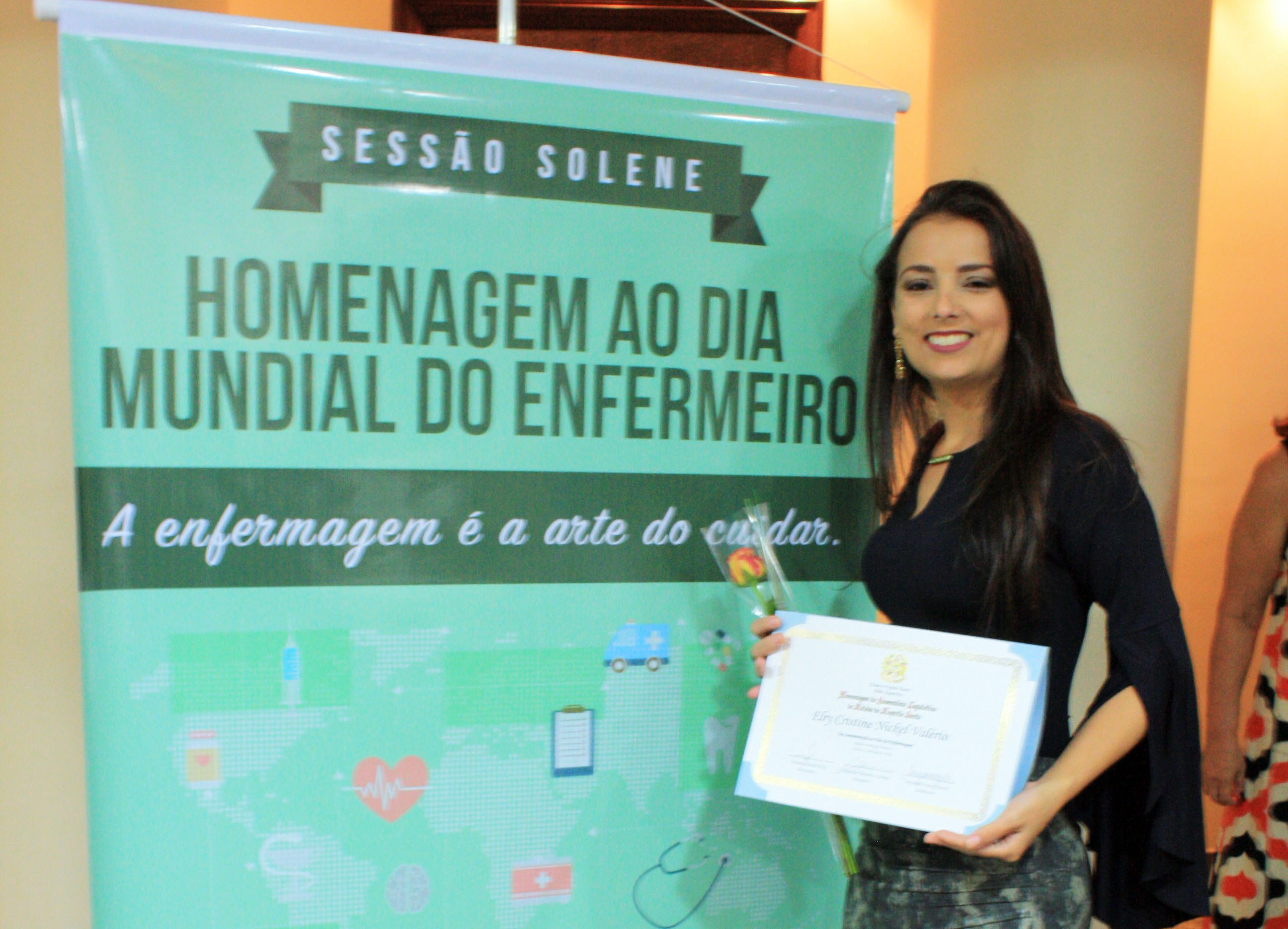 Enfermeira_Elry_Homenagem_Ales_310516