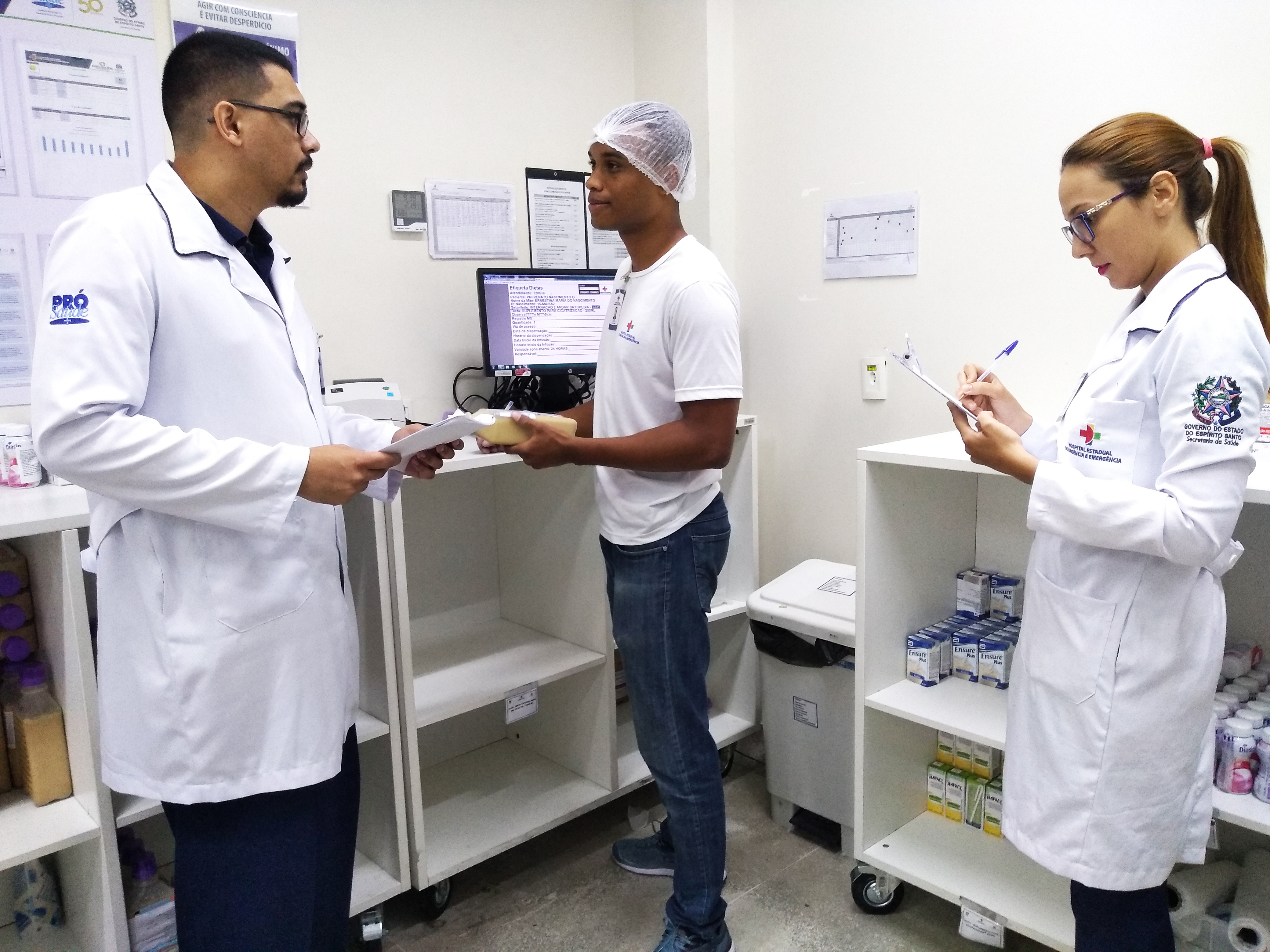 Farmacêuticos_HEUE