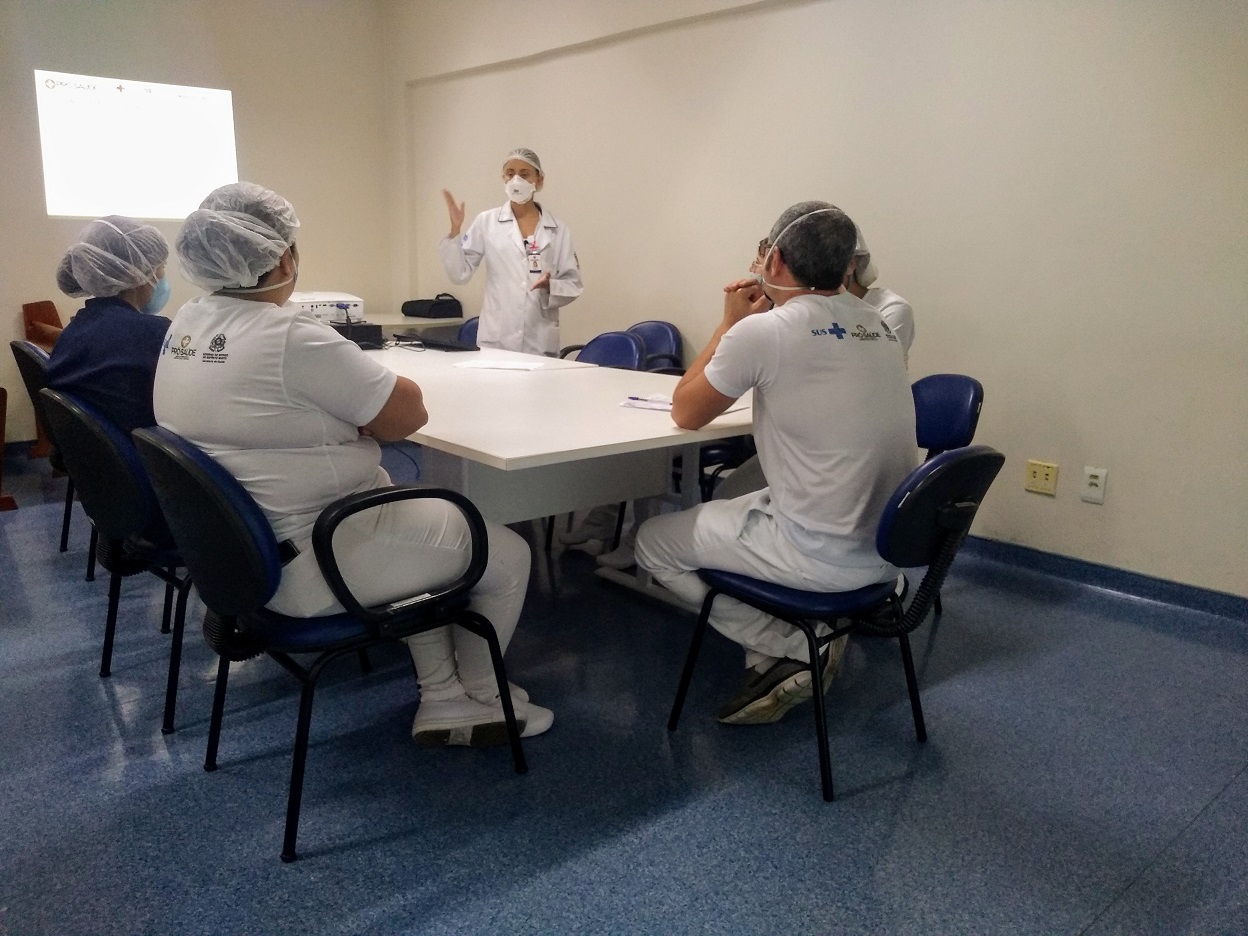 Hospital Estadual de Urgência e Emergência realiza treinamento sobre critérios para identificação de pacientes 