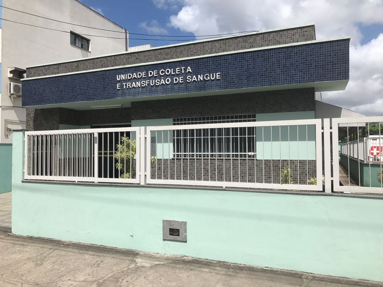 Hemoes Linhares_Fachada em 140917 (3)
