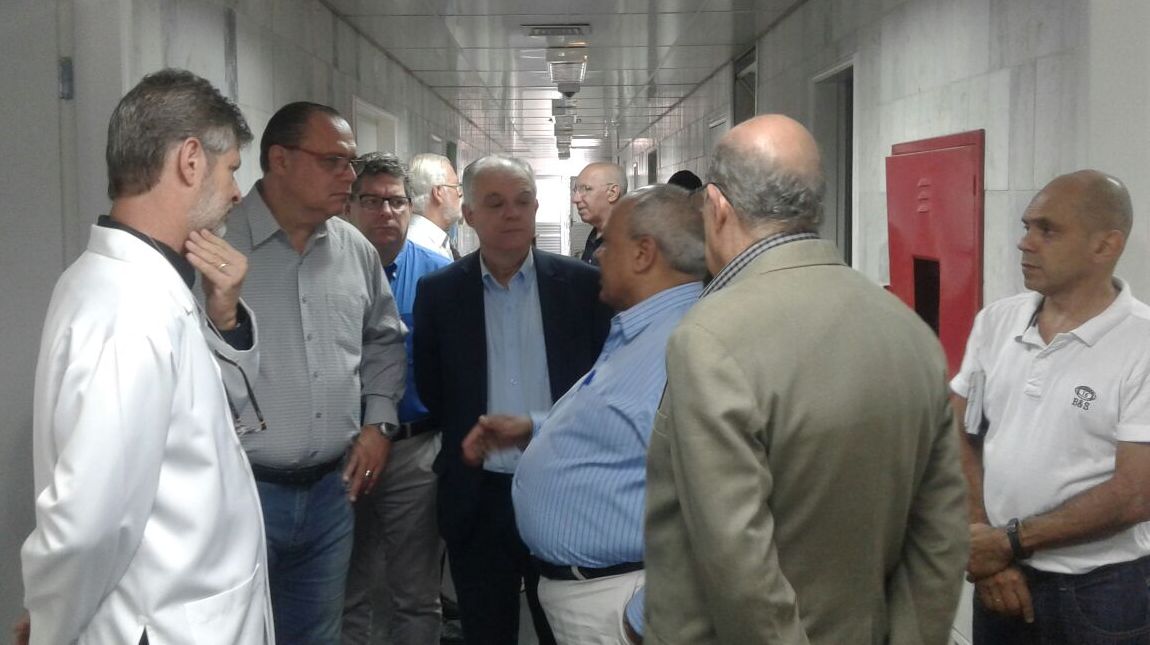 Secretário visita local onde funcionará a oncologia e pronto-socorro InfantilIMG-20170531-WA0010