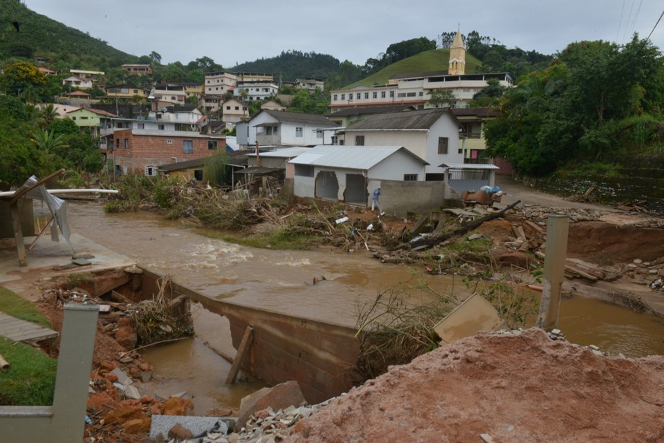 chuva sul es helio filho|||Fotógrafo:Helio Filho/Secom