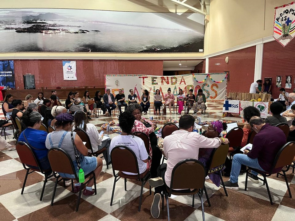 Projeto de Educação Popular em Saúde realiza oficina para orientar interessados em edital