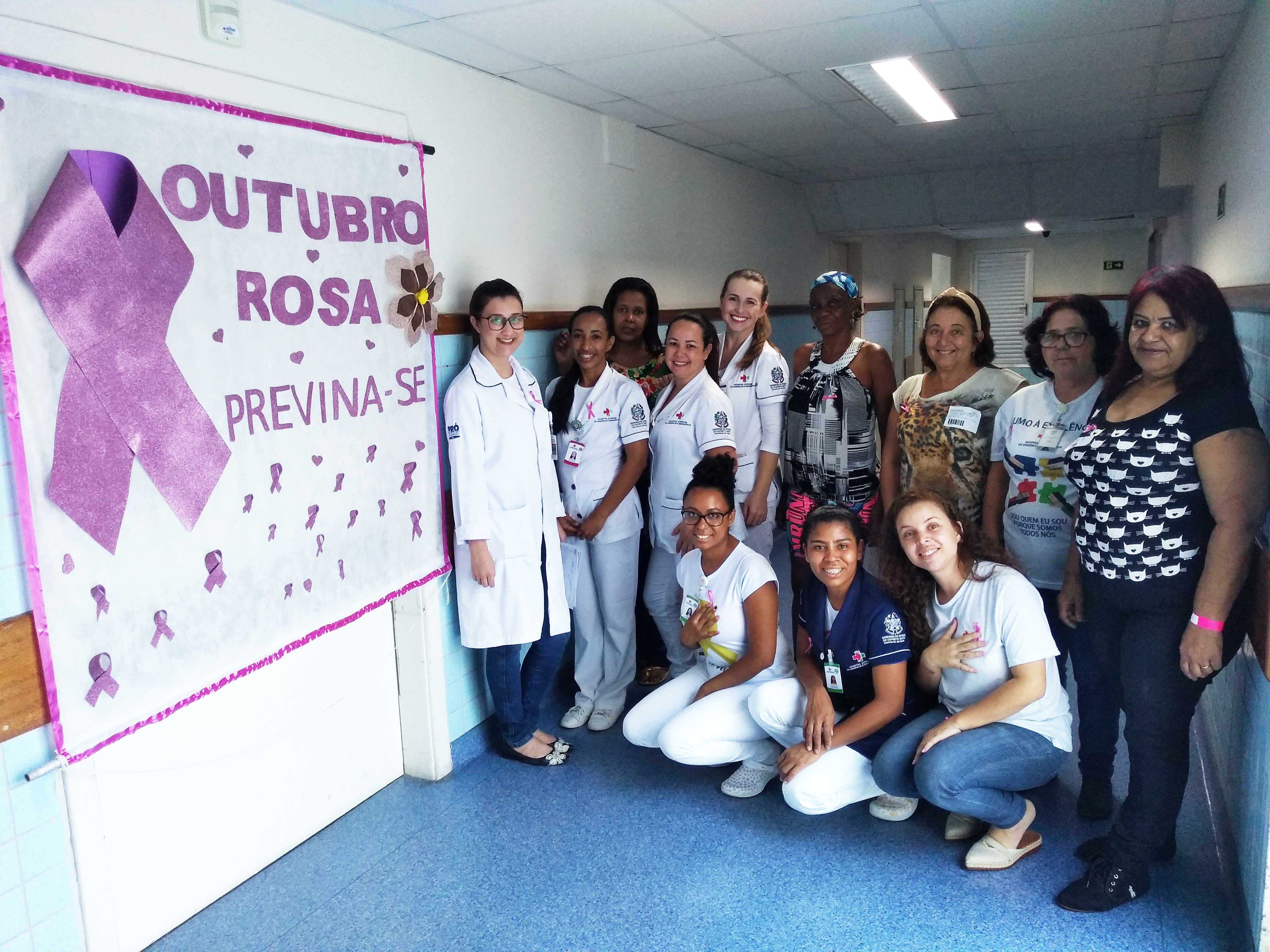 HEUE realiza ações de incentivo à prevenção do câncer de mama